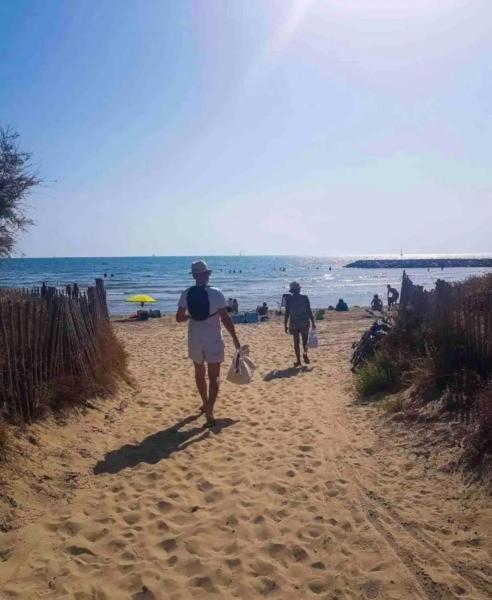 Studio Les Pieds Dans L'Eau: Beachside Retreat with Private Parking La Grande-Motte Exterior photo